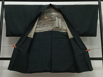 平和屋着物∞男性　長羽織　紬地　黒地　正絹　逸品　CABD4592ua