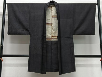 平和屋着物∞男性　長羽織　紬地　縞　黒地　正絹　逸品　CABD4606ua