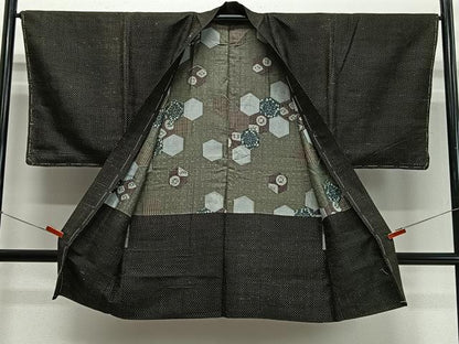 平和屋着物∞男性　長羽織　紬地　絣文様　黒地　正絹　逸品　CABD4609ua