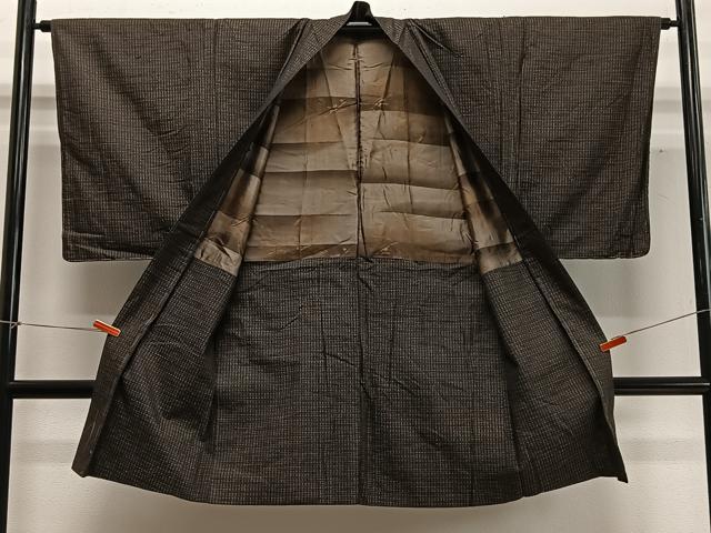 平和屋着物∞男性　長羽織　紬地　横段文　正絹　逸品　未使用　CABD4610ua