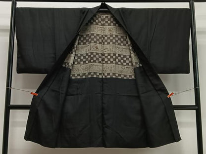 平和屋着物∞男性　長羽織　紬地　黒地　正絹　逸品　CABD4638ua