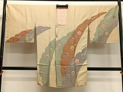 平和屋着物∞道行コート　絞り　舞花文　金彩　ロング丈　正絹　逸品　未使用　CABD4645ua