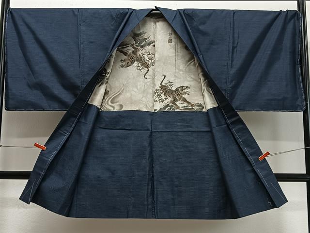 平和屋着物∞男性　長羽織　本場大島紬　80亀甲　総詰め　正絹　逸品　未使用　CABD4649ua