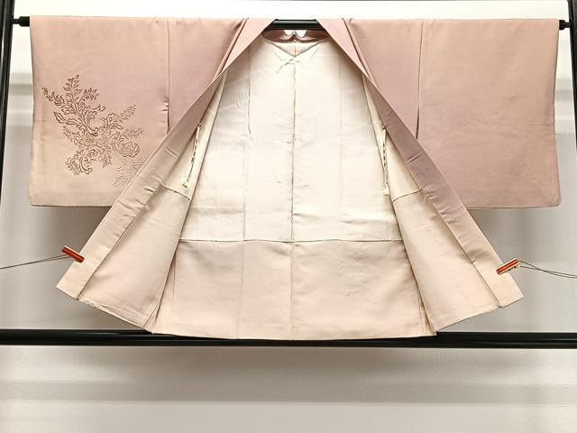 平和屋着物∞羽織　総刺繍　草葉文　暈し染め　正絹　逸品　CABD4693ua