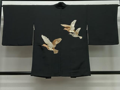 平和屋着物∞羽織　総刺繍　舞鳥文　黒地　金糸　正絹　逸品　未使用　CABD4771ua