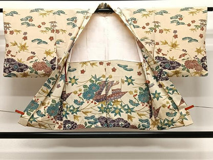 平和屋着物∞羽織　草花文　鬼しぼ縮緬　正絹　逸品　CABD4783ua
