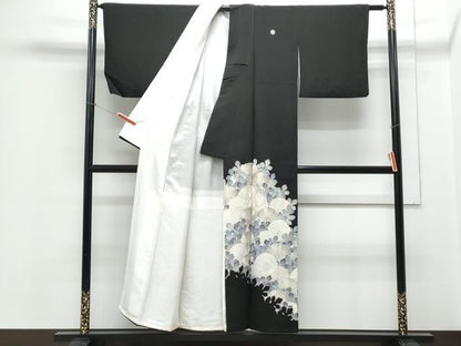 平和屋着物■豪華黒留袖　刺繍　菊青海波　銀彩　正絹　逸品　CABD5420th