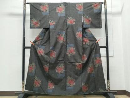 平和屋着物■本場大島紬 7マルキ 色紙重ね花文 正絹 逸品 CABD5434th
