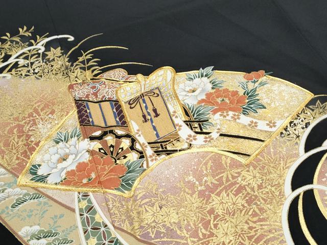 平和屋着物■豪華黒留袖　駒刺繍　地紙御所車花文　金彩　正絹　逸品　CABD5464th