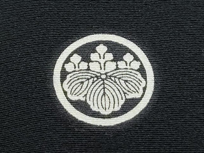 平和屋着物■豪華黒留袖　駒刺繍　地紙御所車花文　金彩　正絹　逸品　CABD5464th