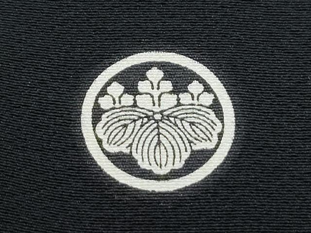 平和屋着物■豪華黒留袖　駒刺繍　地紙御所車花文　金彩　正絹　逸品　CABD5464th
