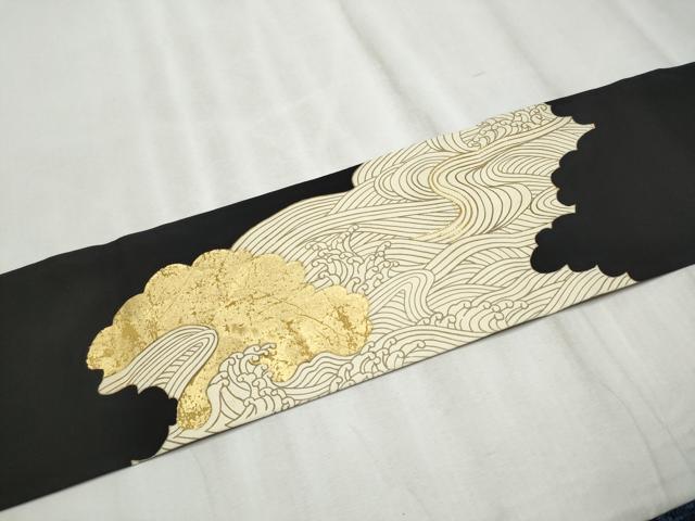 平和屋着物●塩瀬　九寸名古屋帯　流水文　黒地　金彩　正絹　逸品　CABD5666hy