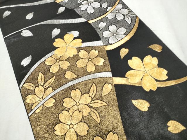 平和屋着物●六通柄袋帯　黄金繭　舞桜文　黒地　金銀糸　正絹　24ｋ　逸品　CABD5820hy