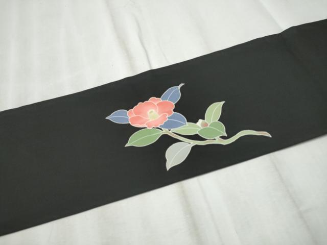 平和屋着物●塩瀬　九寸名古屋帯　友禅　作家物　枝椿　黒地　正絹　逸品　CABD5869hy