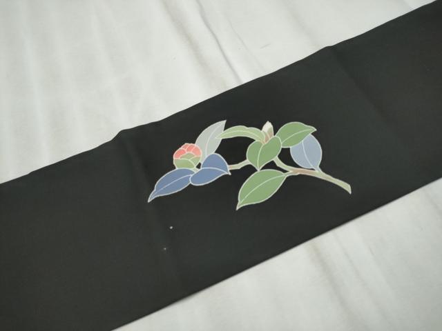 平和屋着物●塩瀬　九寸名古屋帯　友禅　作家物　枝椿　黒地　正絹　逸品　CABD5869hy