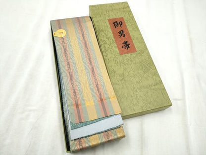平和屋着物●男性　西陣最高峰・北尾織物匠　角帯　縦枠文　金糸　証紙・紙箱付き　正絹　逸品　未使用　CABD5931hy