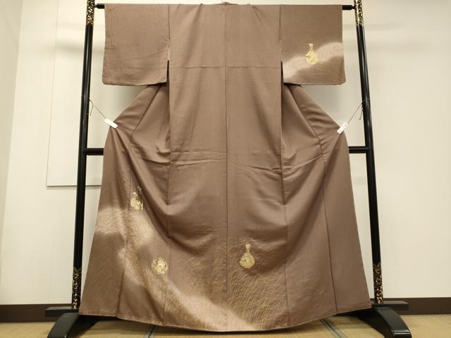平和屋着物■訪問着　駒刺繍　陶器花蝶文　暈し染め　金彩　正絹　逸品　未使用　CABD6502oy