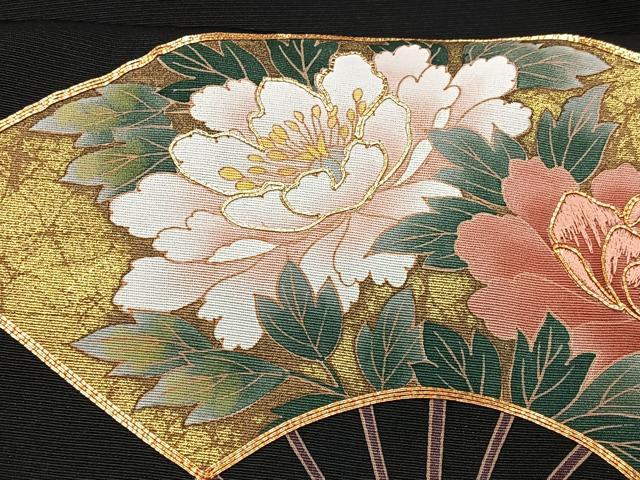 平和屋着物■豪華黒留袖　作家物　駒刺繍　扇面花文　金彩　正絹　逸品　CABD7138xe