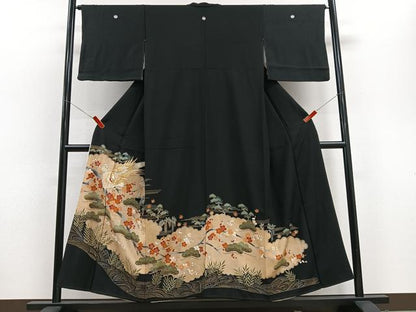 平和屋着物■豪華黒留袖　刺繍　尾長鳥梅松文　金彩　正絹　逸品　CABD7178xe
