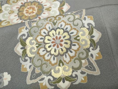 平和屋着物●豪華色留袖　駒刺繍　正倉院花文　金彩　正絹　逸品　CABD7229ut