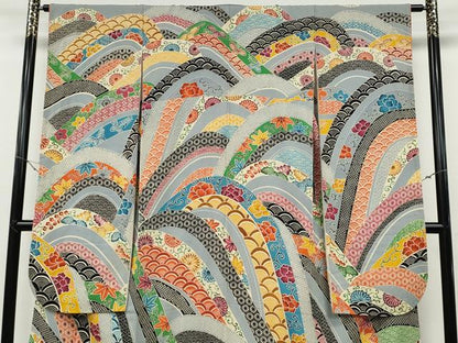 平和屋着物●豪華振袖　型染め　吉祥花文　鬼しぼ縮緬　正絹　逸品　CABD7241ut