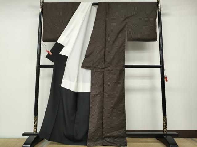 平和屋着物●本場大島紬　植物染　格子に十絣　間絹織物謹製　証紙付き　正絹　逸品　CABD7271ut