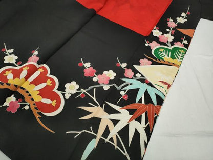 平和屋着物●アンティーク　大正ロマン　黒留袖　駒刺繍　松皮菱御所車花文　金彩　正絹　逸品　CABD7276ut