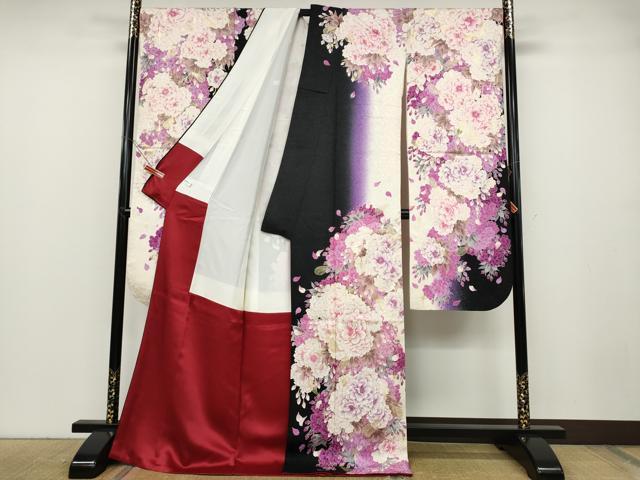 平和屋着物●豪華振袖　刺繍　舞花文　暈し染め　黒地　金彩　正絹　逸品　CABD7295ut