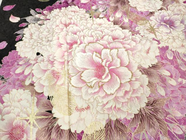 平和屋着物●豪華振袖　刺繍　舞花文　暈し染め　黒地　金彩　正絹　逸品　CABD7295ut