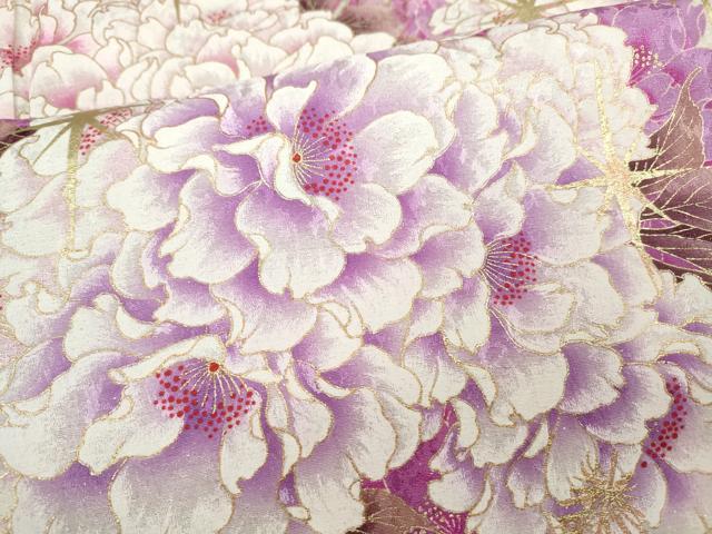 平和屋着物●豪華振袖　刺繍　舞花文　暈し染め　黒地　金彩　正絹　逸品　CABD7295ut