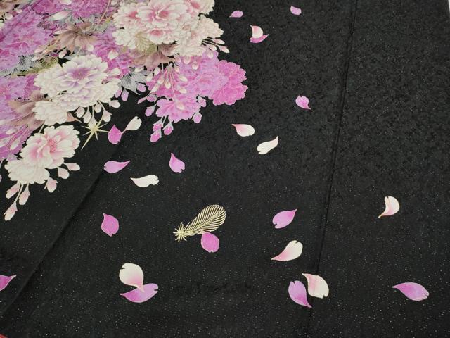 平和屋着物●豪華振袖　刺繍　舞花文　暈し染め　黒地　金彩　正絹　逸品　CABD7295ut