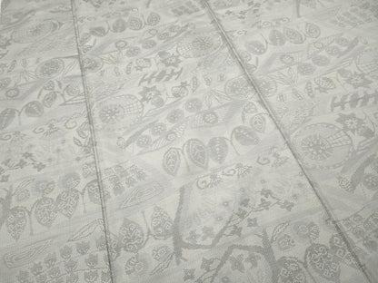 平和屋着物●本場大島紬　白大島　9マルキ　吉祥草花文　正絹　逸品　CABD7300ut