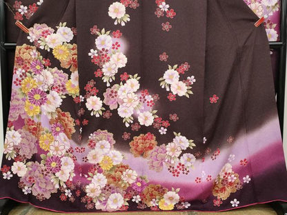 平和屋着物●豪華振袖　刺繍　舞花文　暈し染め　銀通し地　京都きもの友禅　正絹　逸品　CABD7314ut