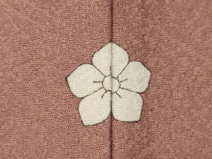 平和屋着物●京加賀友禅　百貫達雄監修　色無地　網目地紋　退紅色　正絹　逸品　CABD7365ut