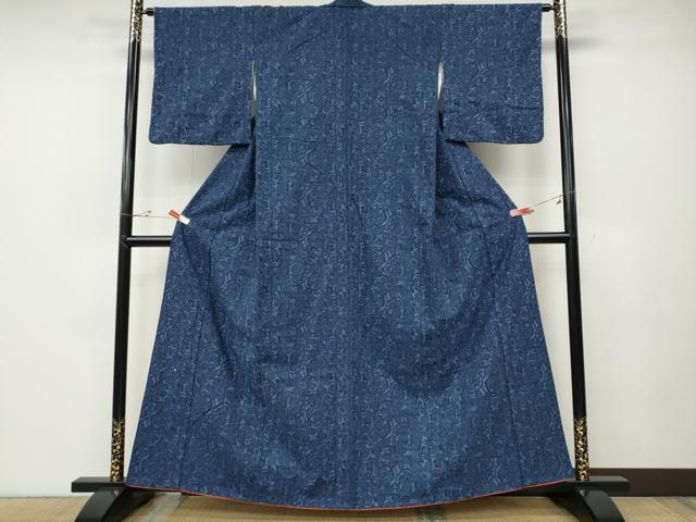 平和屋着物●上質な小紋　紬地　藍　型染め　更紗花唐草文　正絹　逸品　CABD7414ut