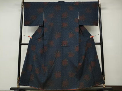 平和屋着物●結城紬　舞花文　正絹　逸品　未使用　CABD7426ut