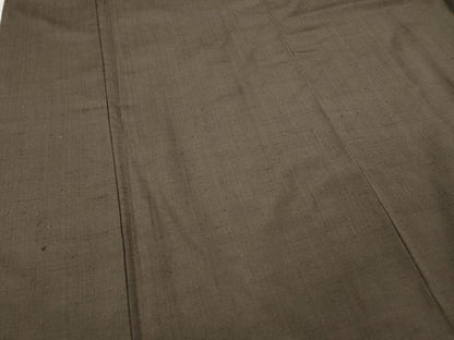 平和屋着物●男性　紬　羽織セット　着物：銀煤竹色　羽織：胡桃染色　キングサイズ　正絹　逸品　CABD7447ut
