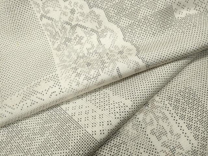 平和屋着物●本場大島紬　白大島　9マルキ　吉祥花文　正絹　逸品　CABD7453ut