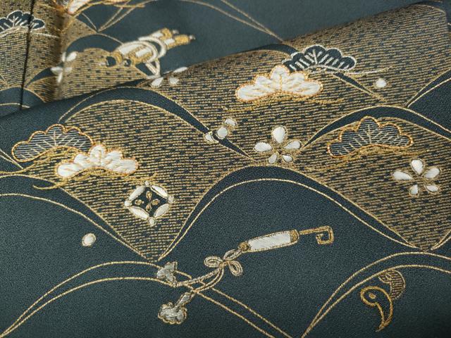平和屋着物●訪問着　駒刺繍　宝尽くし松花文　金彩　正絹　逸品　CABD7457ut