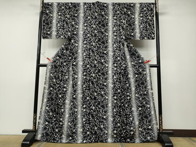 平和屋着物●上質な小紋　舞桜文　暈し染め　黒地　正絹　逸品　CABD7483ut