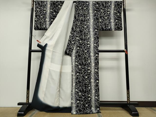 平和屋着物●上質な小紋　舞桜文　暈し染め　黒地　正絹　逸品　CABD7483ut