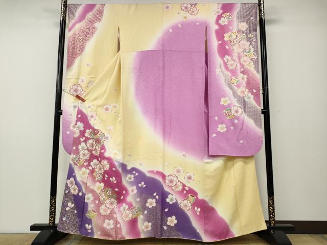 平和屋着物●豪華振袖　雪輪舞桜文　暈し染め　金彩　鈴乃屋扱い　正絹　逸品　CABD7498ut