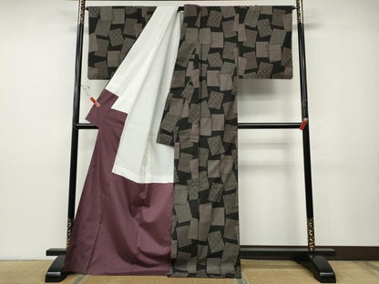 平和屋着物●本場大島紬　9マルキ　吉祥色紙重ね文　ロング丈　正絹　逸品　未使用　CABD7518ut