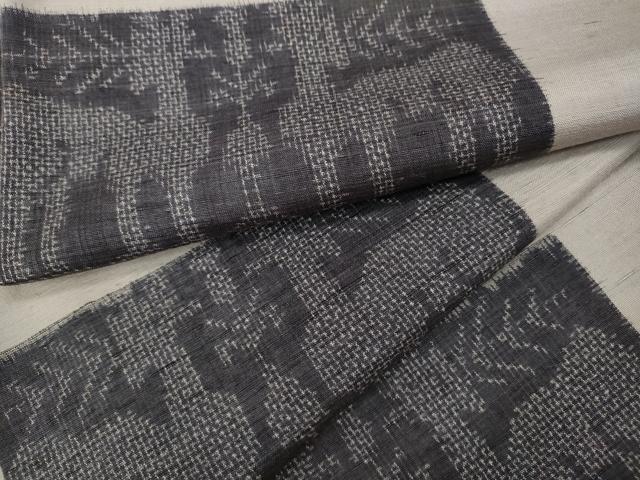 平和屋着物●上質な紬　横段動物文　正絹　逸品　CABD7542ut