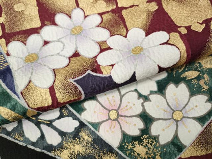 平和屋着物●豪華振袖　雲重ね熨斗舞花文　暈し染め　黒地　金彩　やまと誂製　正絹　逸品　CABD7554ut