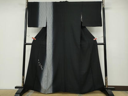 平和屋着物●訪問着　立涌舞桜文　暈し染め　黒地　金彩　正絹　逸品　CABD7567ut