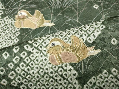 平和屋着物●訪問着　駒刺繍　絞り　立波鴛鴦文　金彩　正絹　逸品　未使用　CABD7595ut