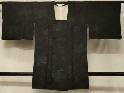 平和屋着物＃道行コート 立波文 黒地 ロング丈 正絹 逸品 CABD7608in
