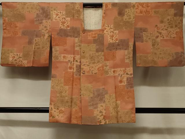 平和屋着物＃道行コート　色紙重ね花文　正絹　逸品　CABD7630in