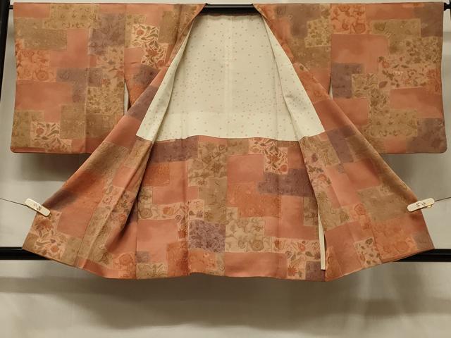 平和屋着物＃道行コート　色紙重ね花文　正絹　逸品　CABD7630in